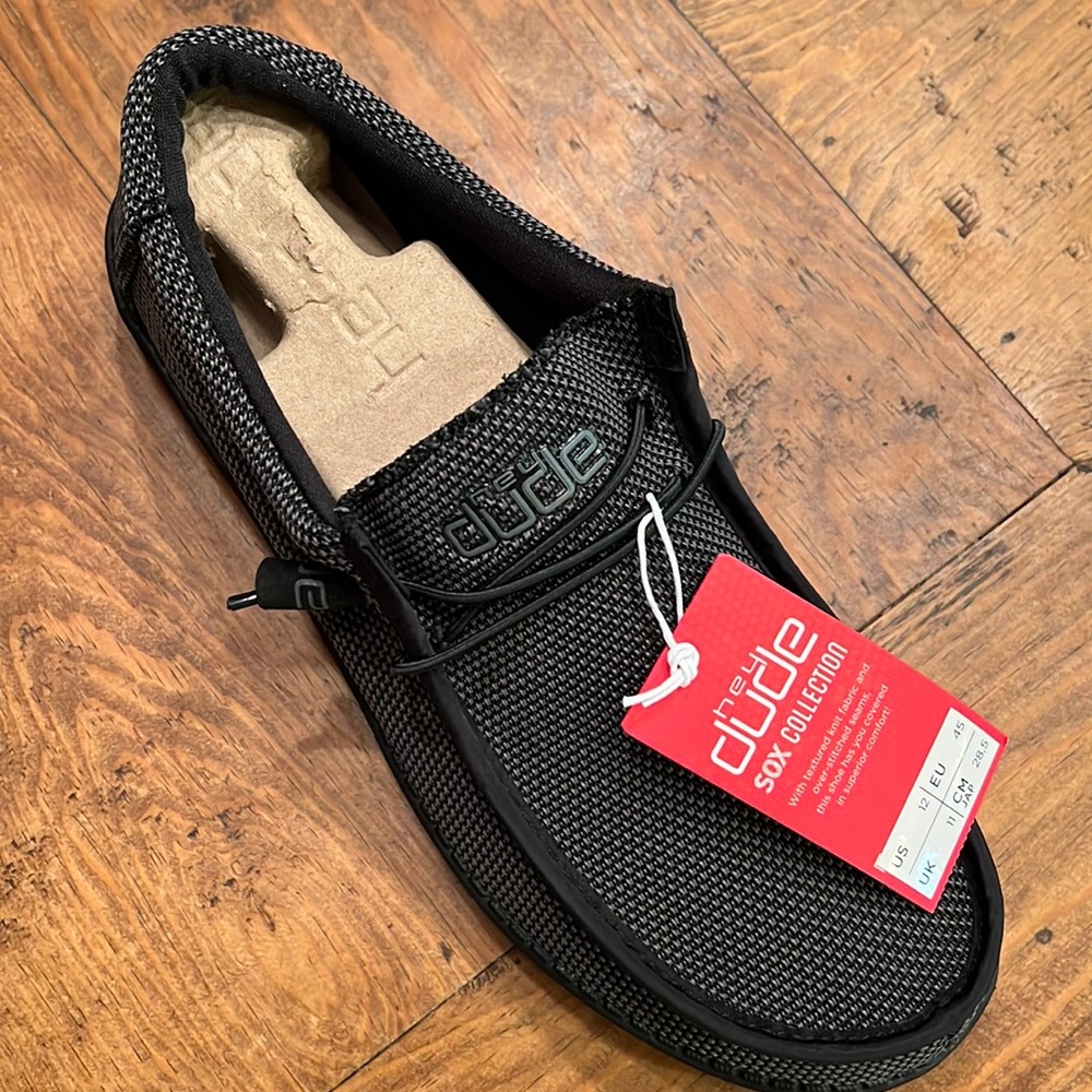 “Hey Dude” mens shoes
